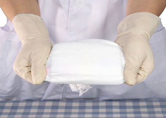 O ISO mágico forte das fitas do tecido macio perfurado do bebê de Topsheet aprovou